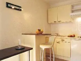 טולוז At Home Appart Hotel