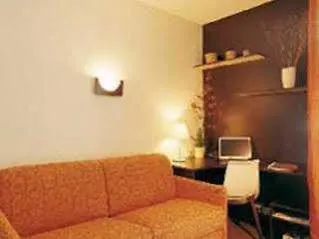 טולוז At Home Appart Hotel